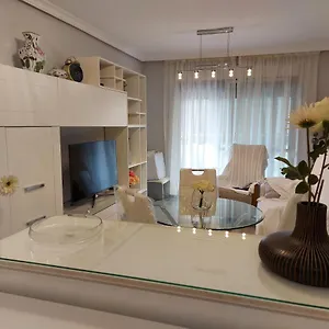 apartamento-bajondillo-playa-torremolinos.1costadelsol.com/